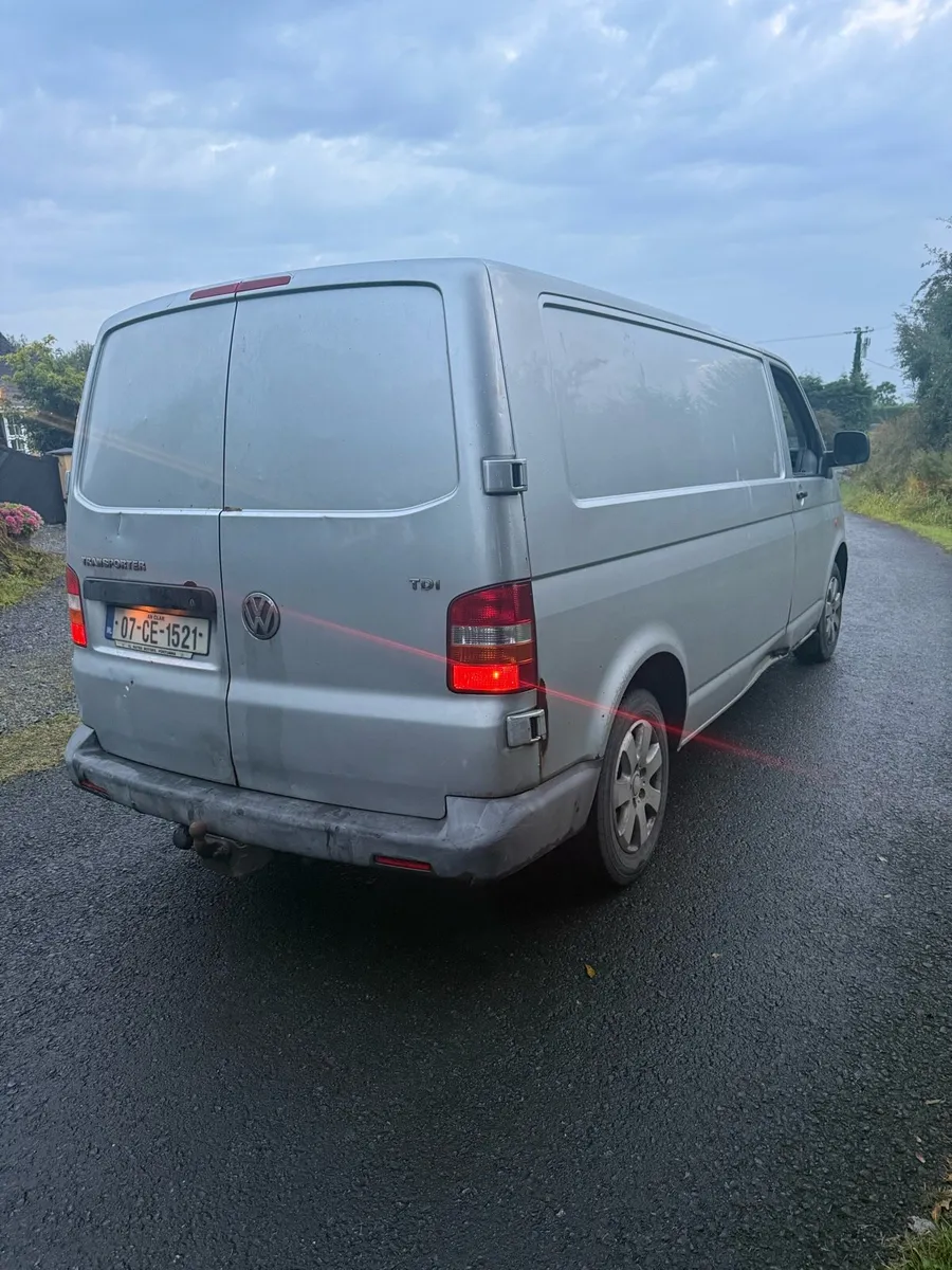 2.5 Vw transporter 2007 - Image 4