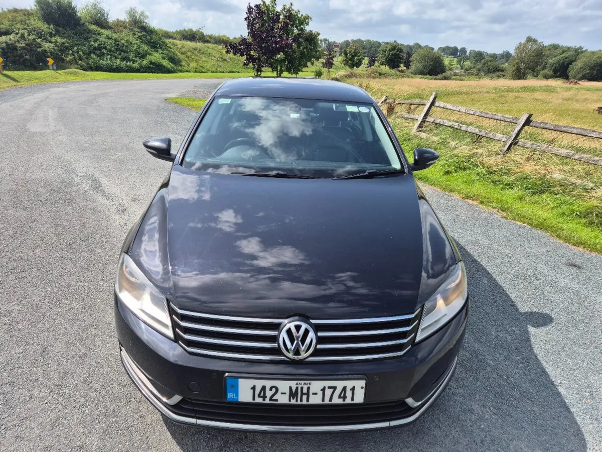 142 Volkswagen Passat 2.0 TDI EXECUTIVE BLUEMOTION - Image 2
