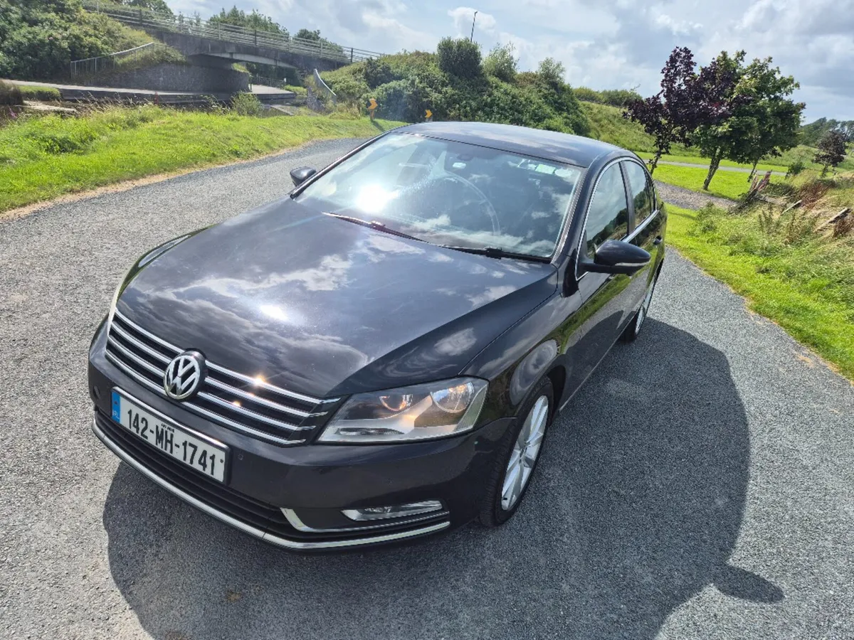 142 Volkswagen Passat 2.0 TDI EXECUTIVE BLUEMOTION - Image 3