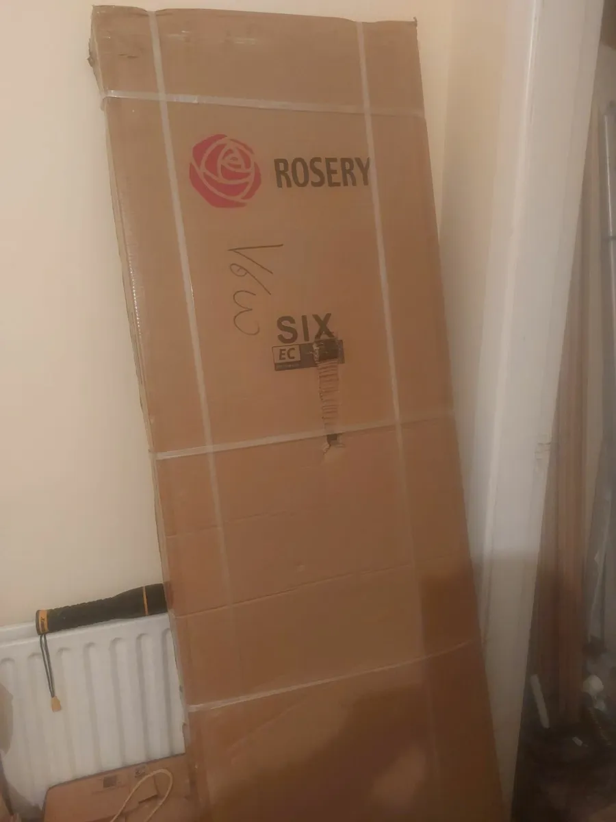 Shower doors - Image 1
