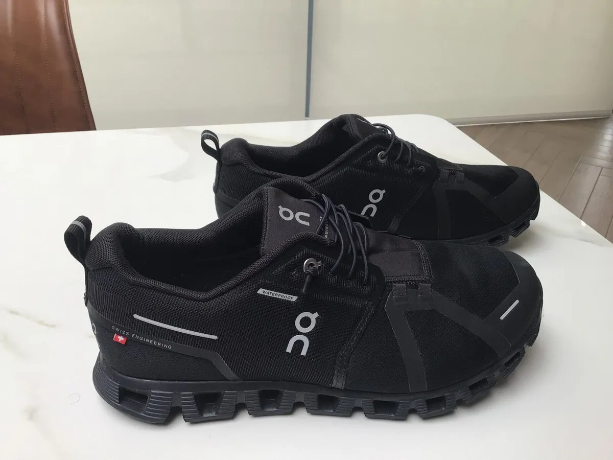 Men’s / Boy’s Trainers - Image 2