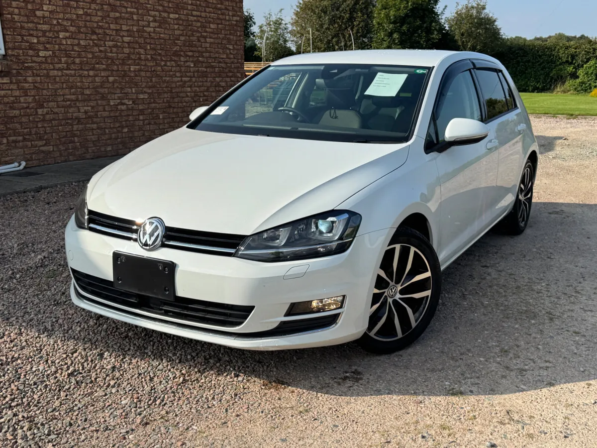 171 Volkswagen Golf Highline Connect 1.4 DSG - Image 2