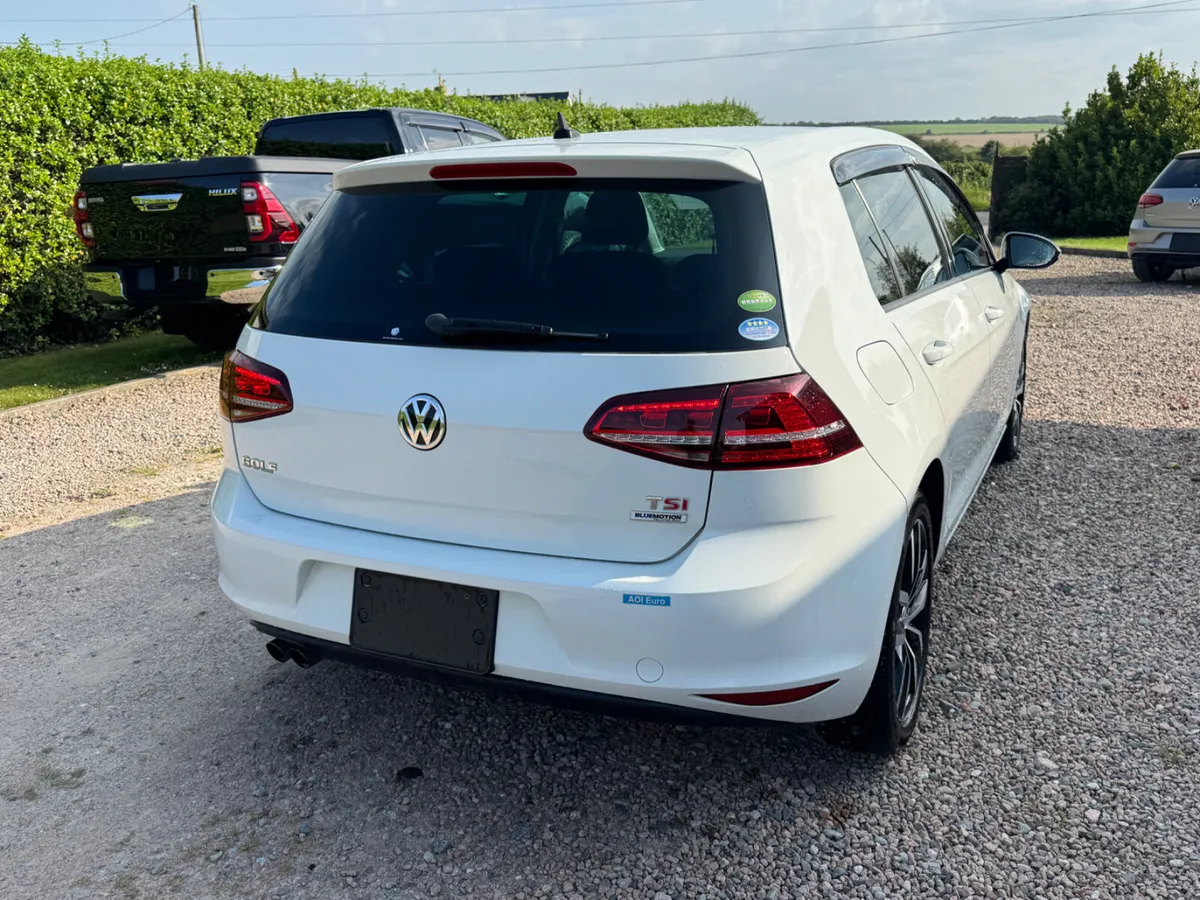 171 Volkswagen Golf Highline Connect 1.4 DSG - Image 4
