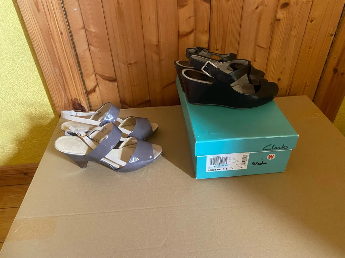 2 pairs of Clark’s (wide fit) Sandals - Image 1
