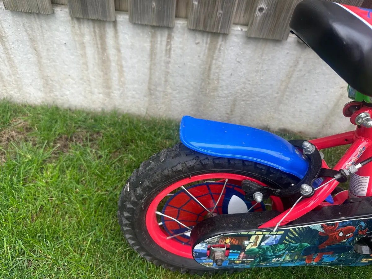 First bike - Spider-Man 12  inch - Image 2
