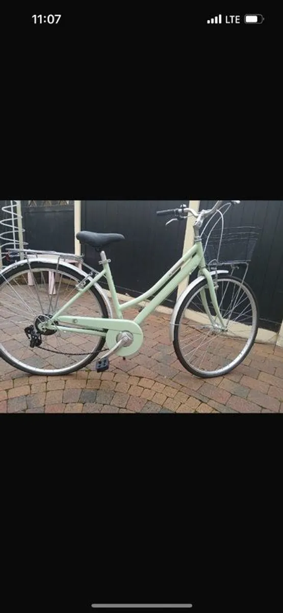 Ladies and child's bike for sale,ladies bike never cycled and child's only once or twice - Image 2