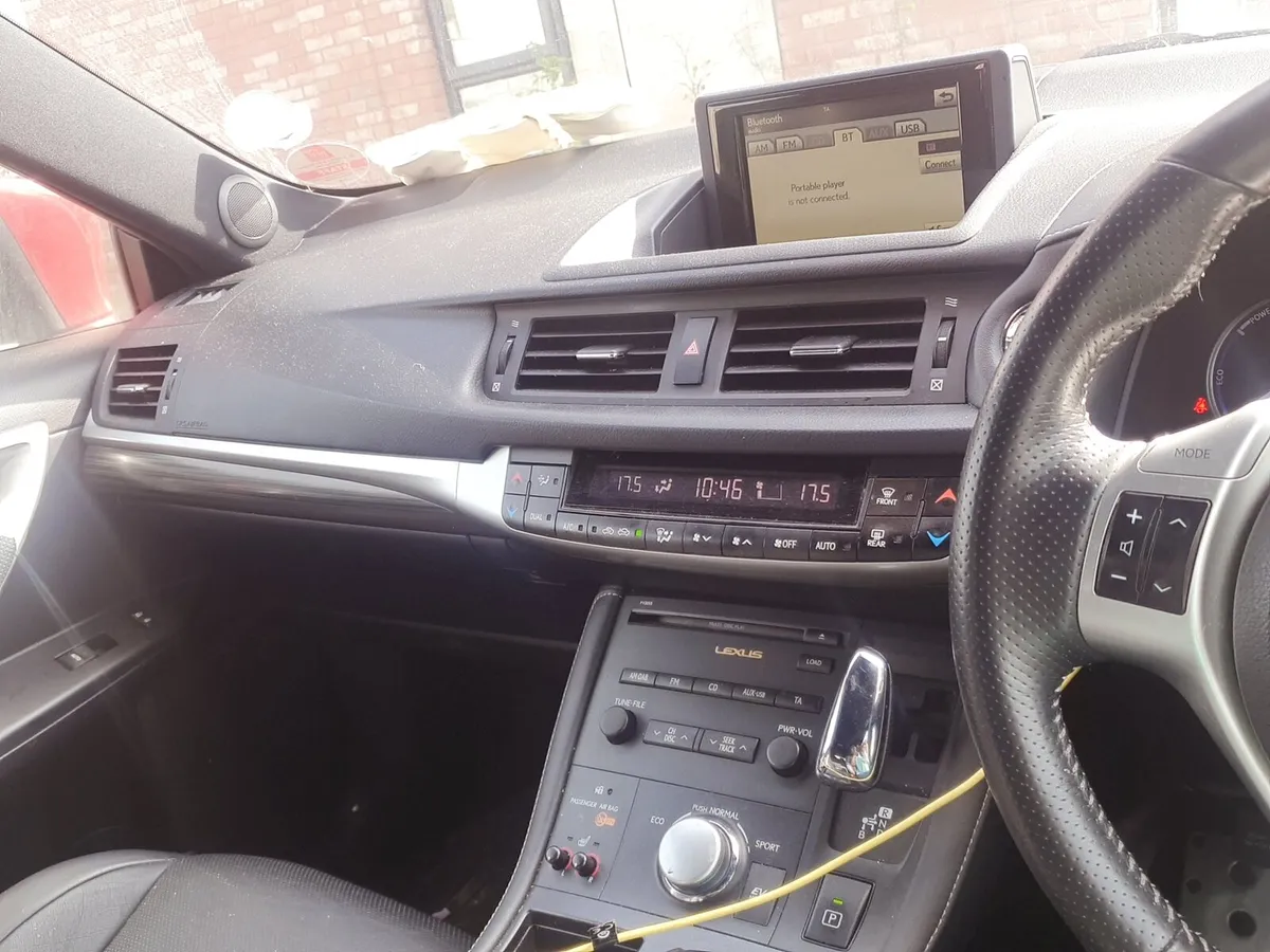 Lexus ct200h Fspot - Image 4