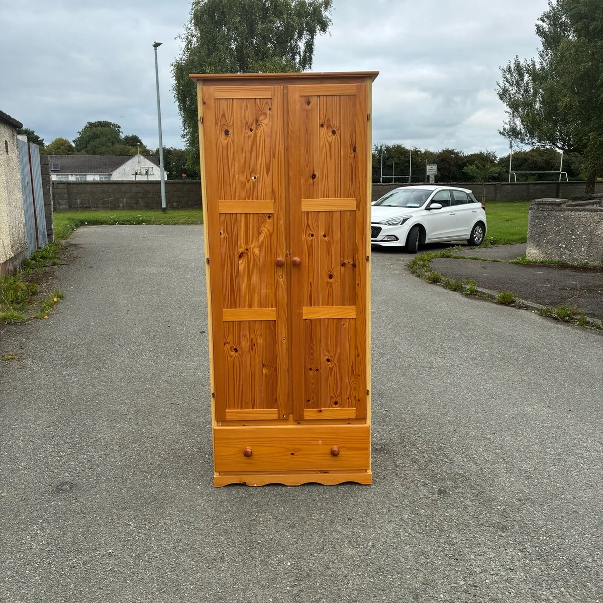 Solid Pine Wardrobe with one drawer - Image 1