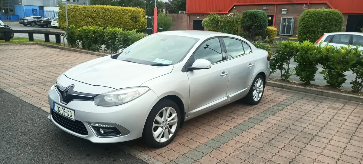 2013 Renault Fluence Auto low milage - Image 1