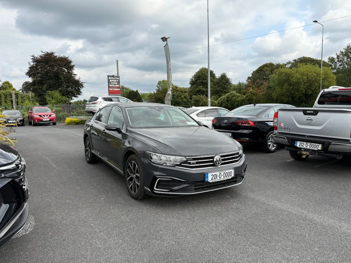 2020 VOLKSWAGEN PASSAT GTE PLUG IN  HYBRID AUTO - Image 4
