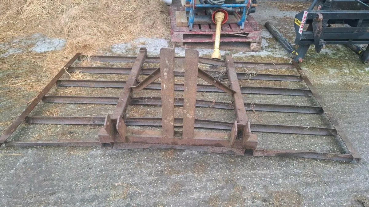 Land leveller - Image 2
