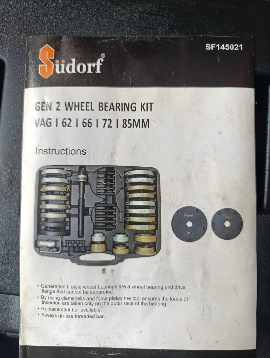 VAG Wheel bearing tool set. - Image 2