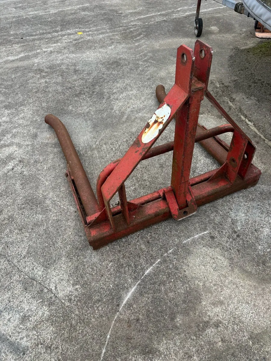 Heavy duty single bale lifter - Image 2