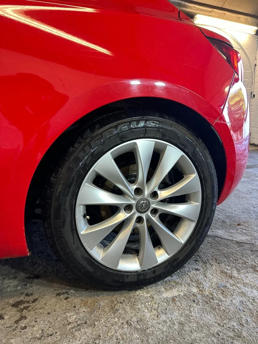 Opel Astra 2012 - Image 3