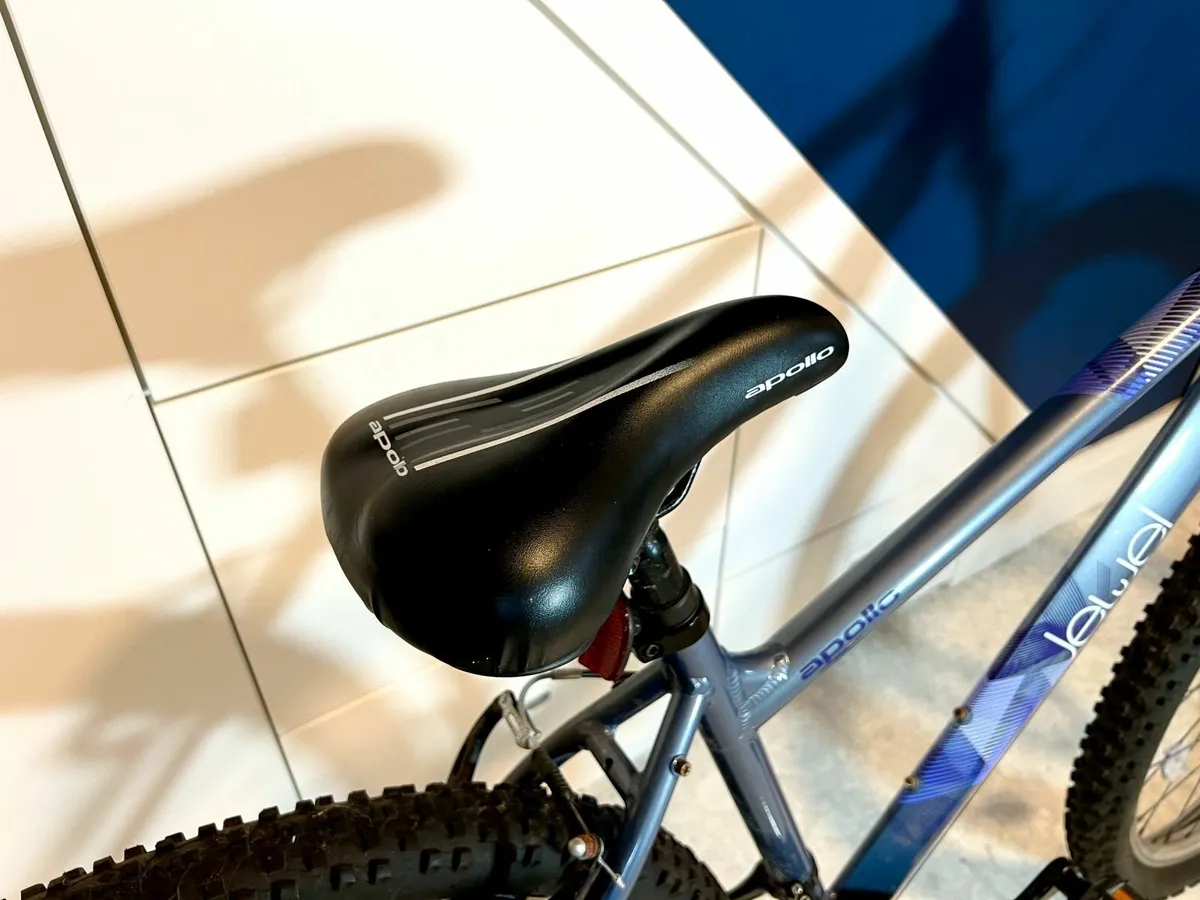 Apollo Jewel Blue/Grey Mountain Bike - Image 3