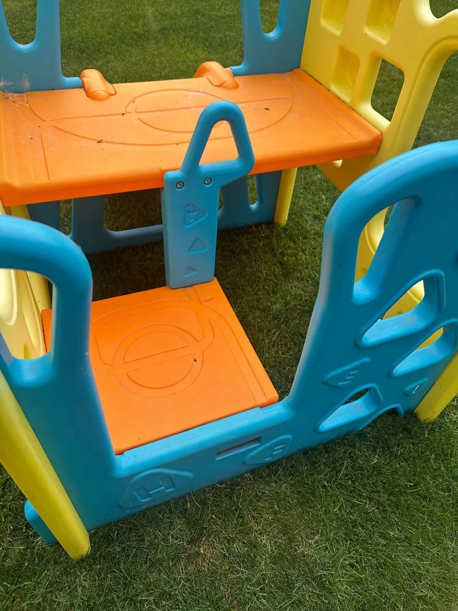 Toddler climbing frame - Image 1
