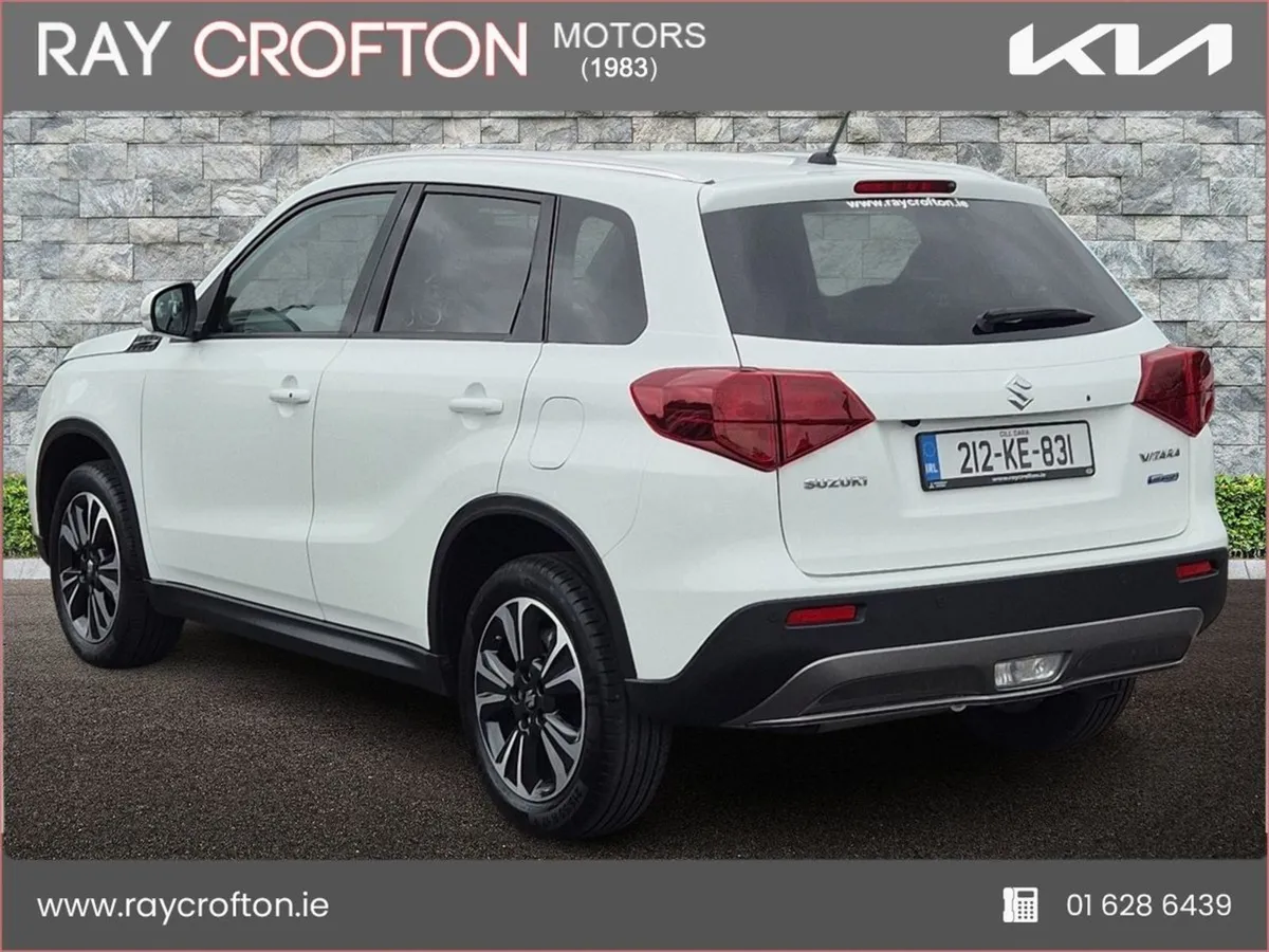 Suzuki Vitara 1.4 Hybrid SZ4 MT - Image 3