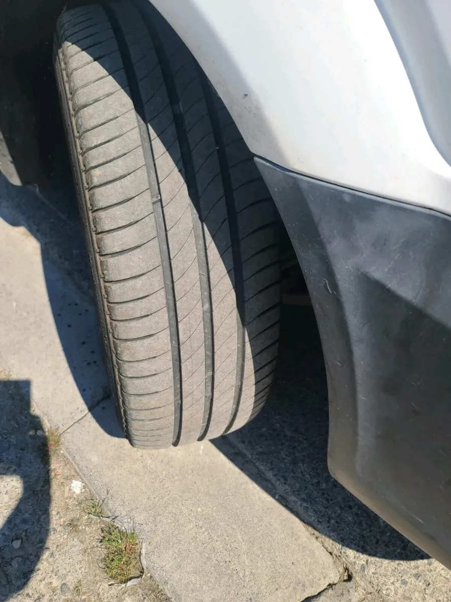 Mercedes - Image 4