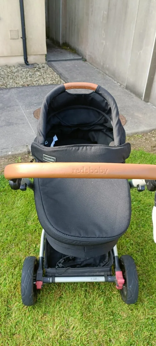 Redsbaby Pram & Stroller Travel System – Bassinet - Image 2