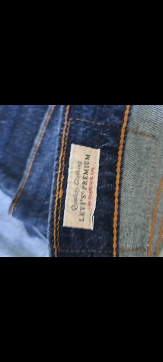 Mens Genuine levis jeans - Image 4