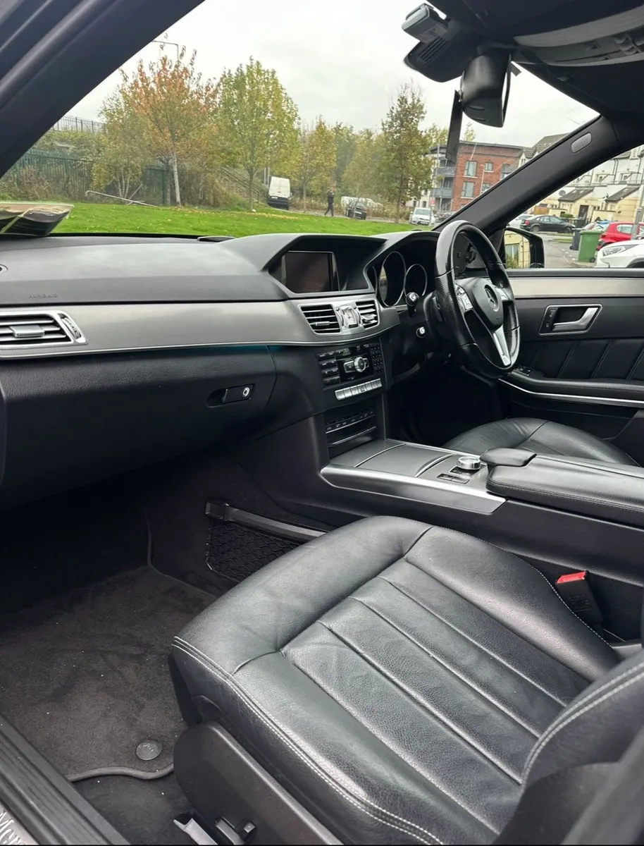 Mercedes Benz E300(possible injector issues). - Image 3