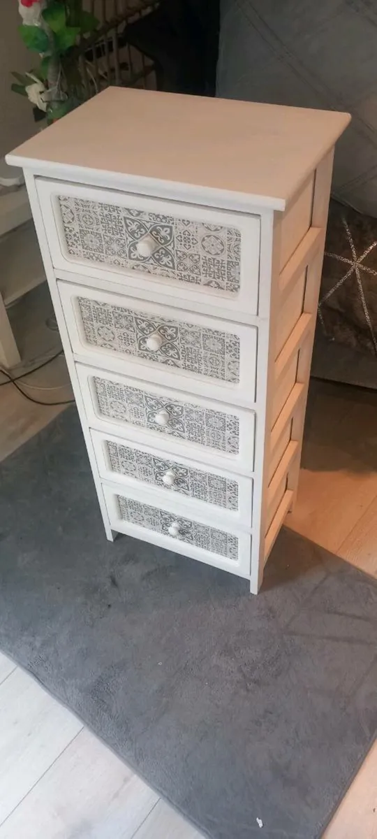 Lockers - Image 2