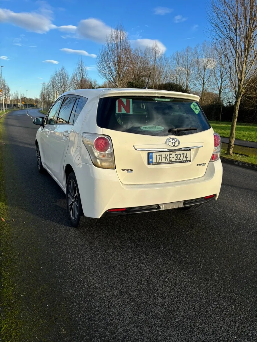 Car - Image 3