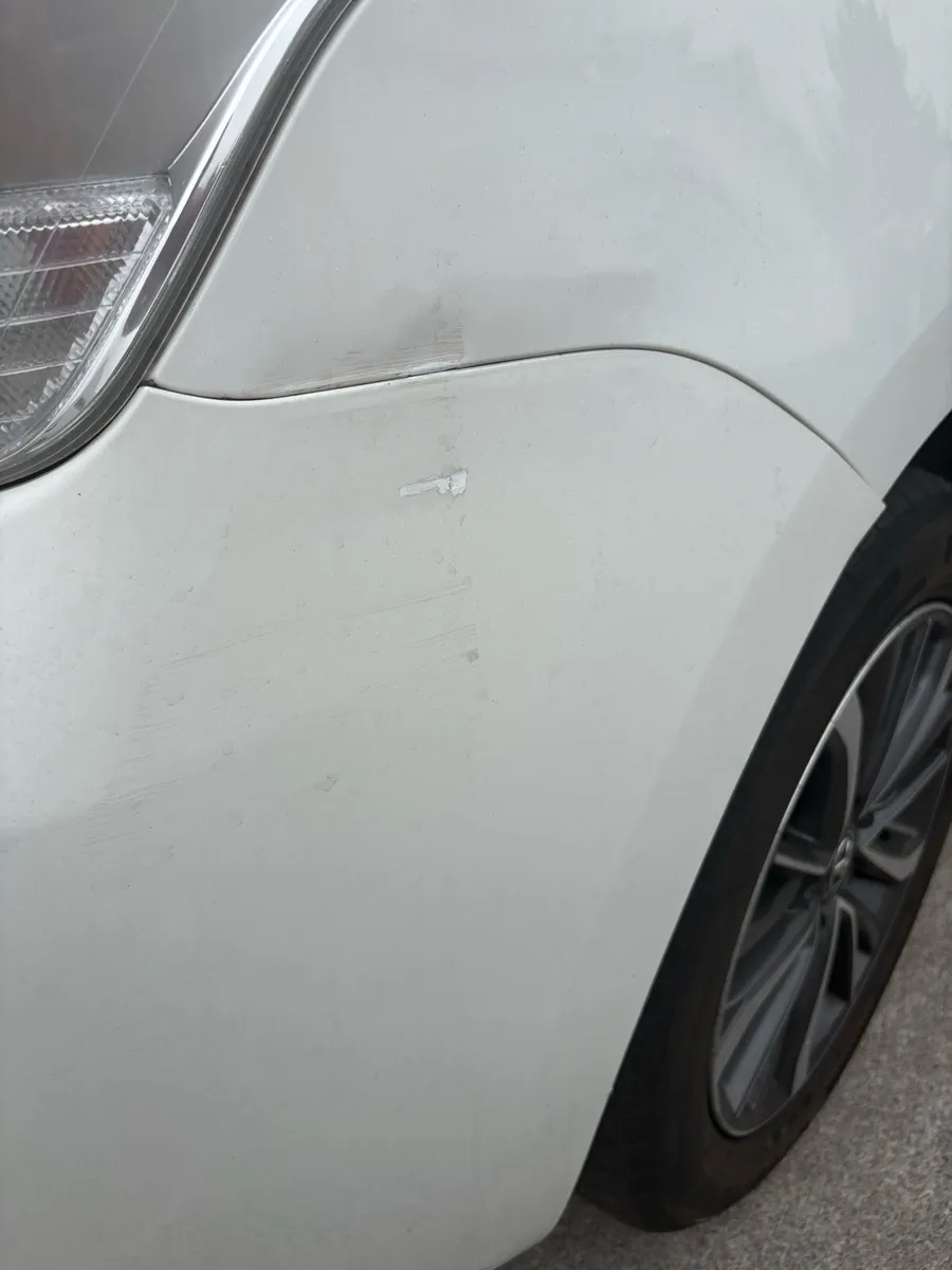 Car - Image 4