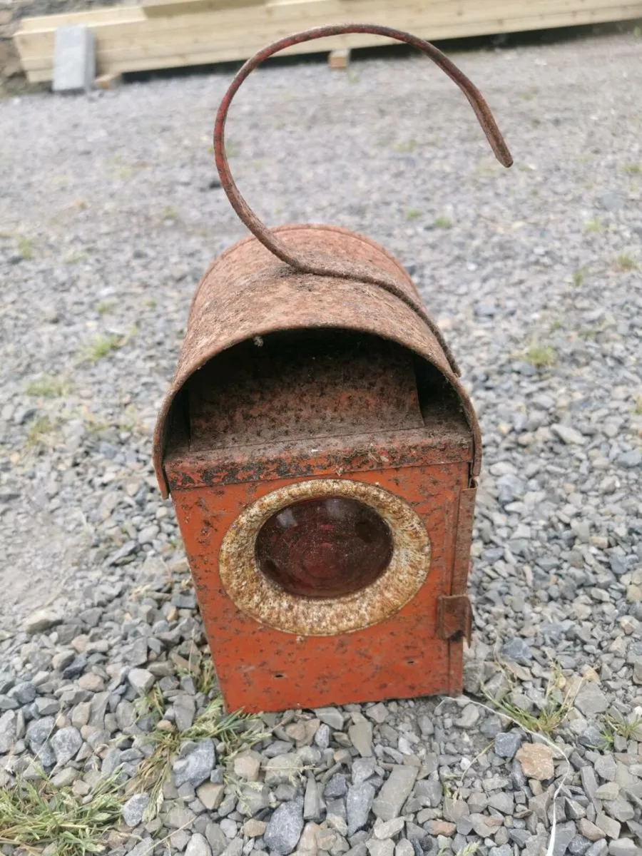 Vintage railway lights - Image 1