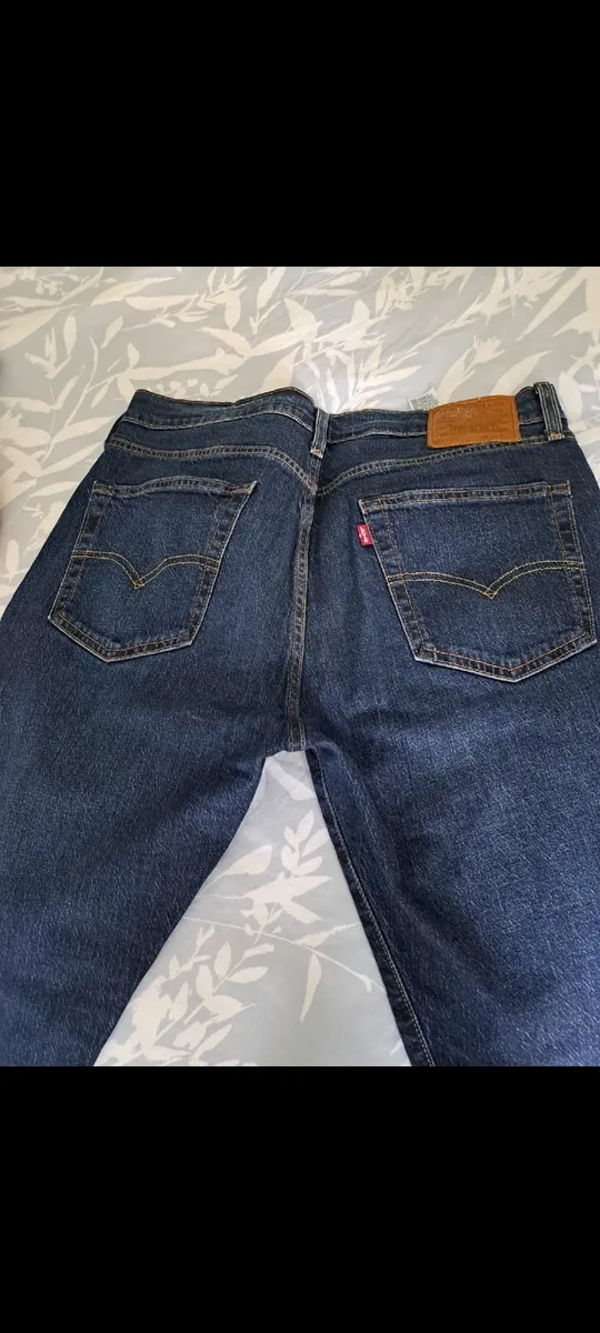 Mens Genuine levis jeans - Image 2