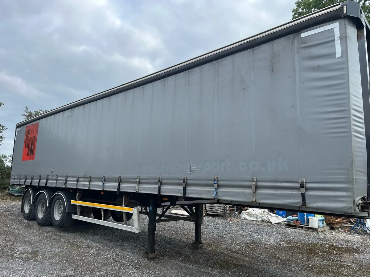 Sdc curtainsider , manitou forklift kit - Image 1
