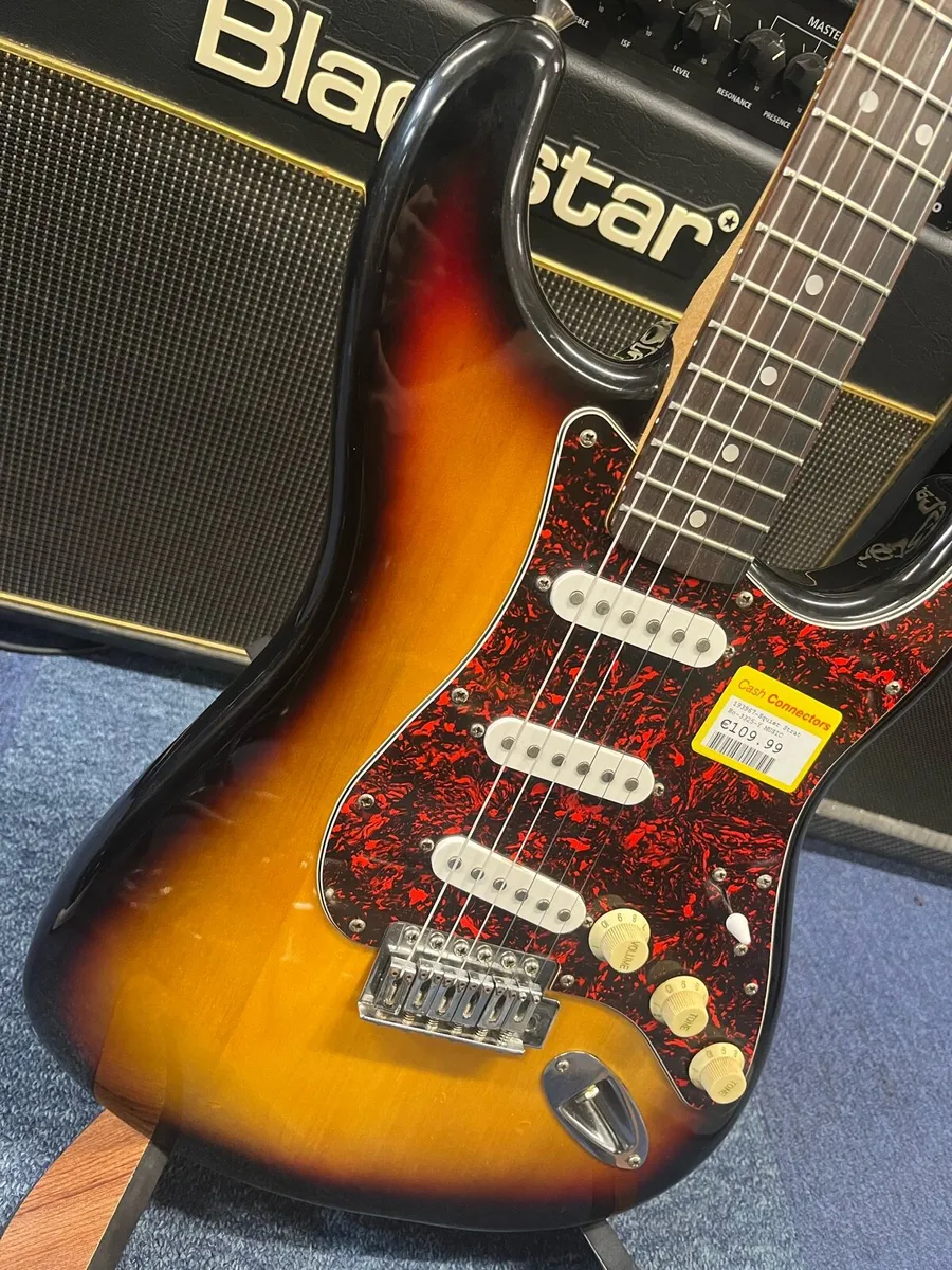 Squier Stratocaster - Image 2