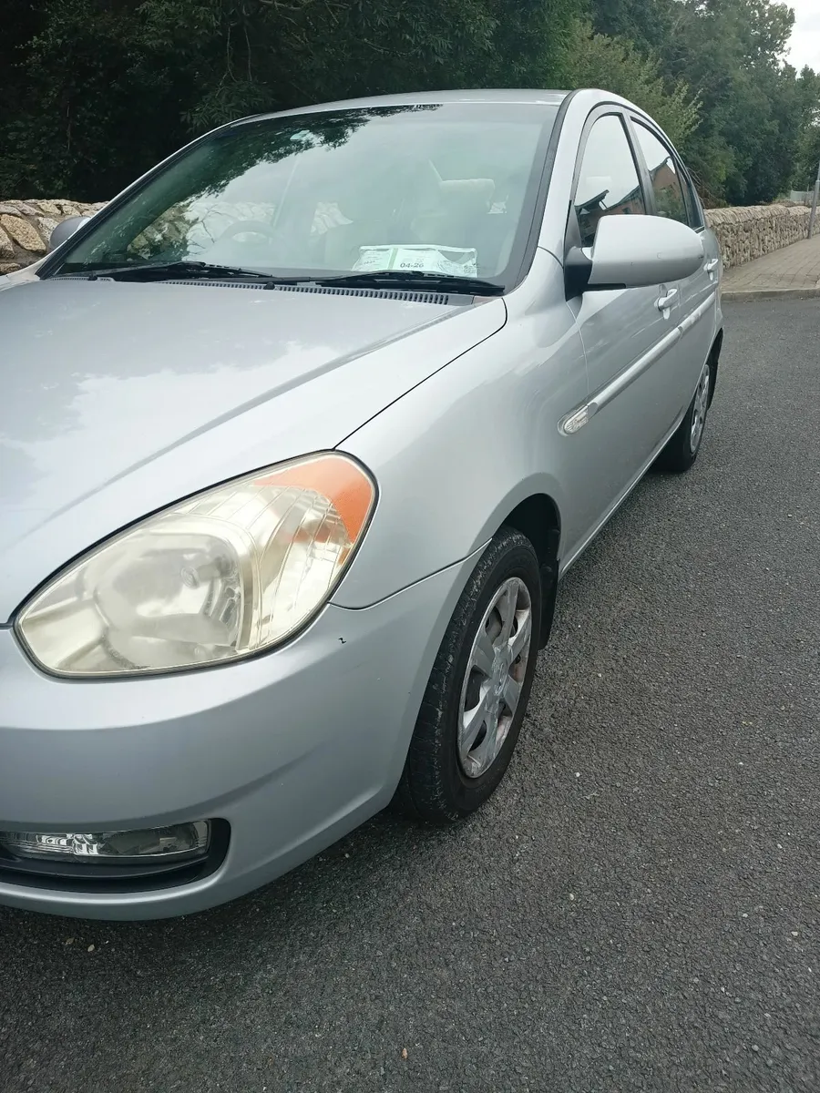 Hyundai Accent 2006,VERY LOW MILAGE  88,644km - Image 3