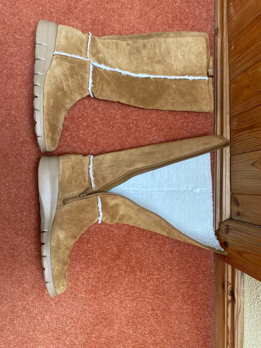 ‘Aerosoles’ cozy Knee Boots. Caramel. Furlined. - Image 1