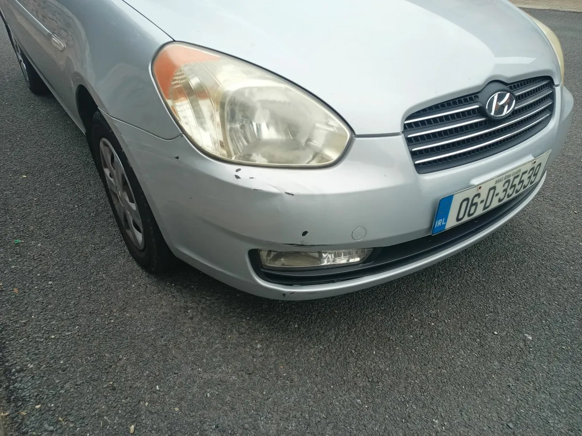 Hyundai Accent 2006,VERY LOW MILAGE  88,644km - Image 4