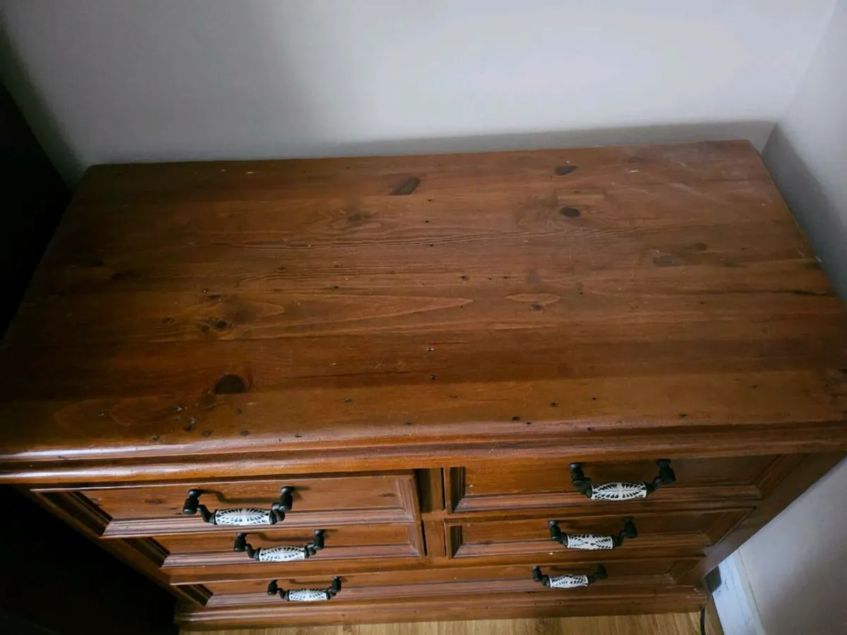 Chest of drawers - Image 2