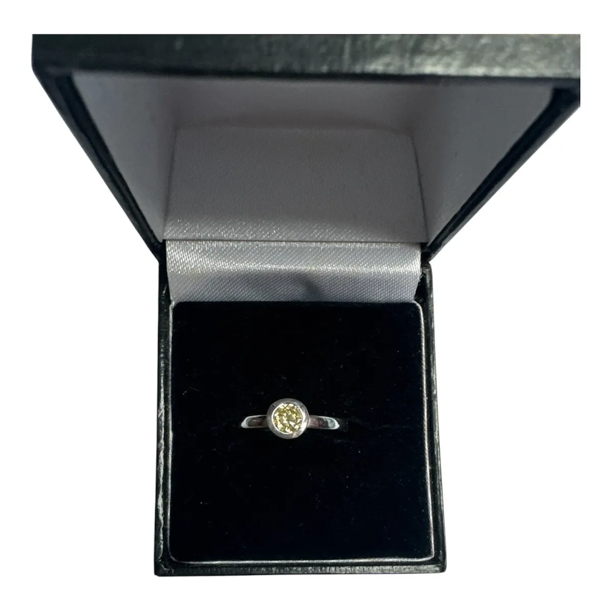 Diamond Ring - Image 1