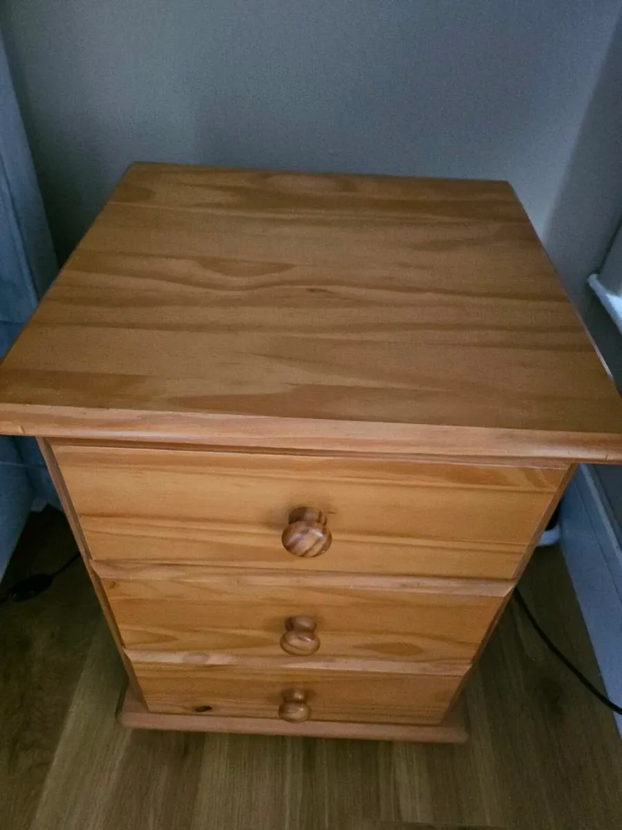 Bedside lockers - Image 1