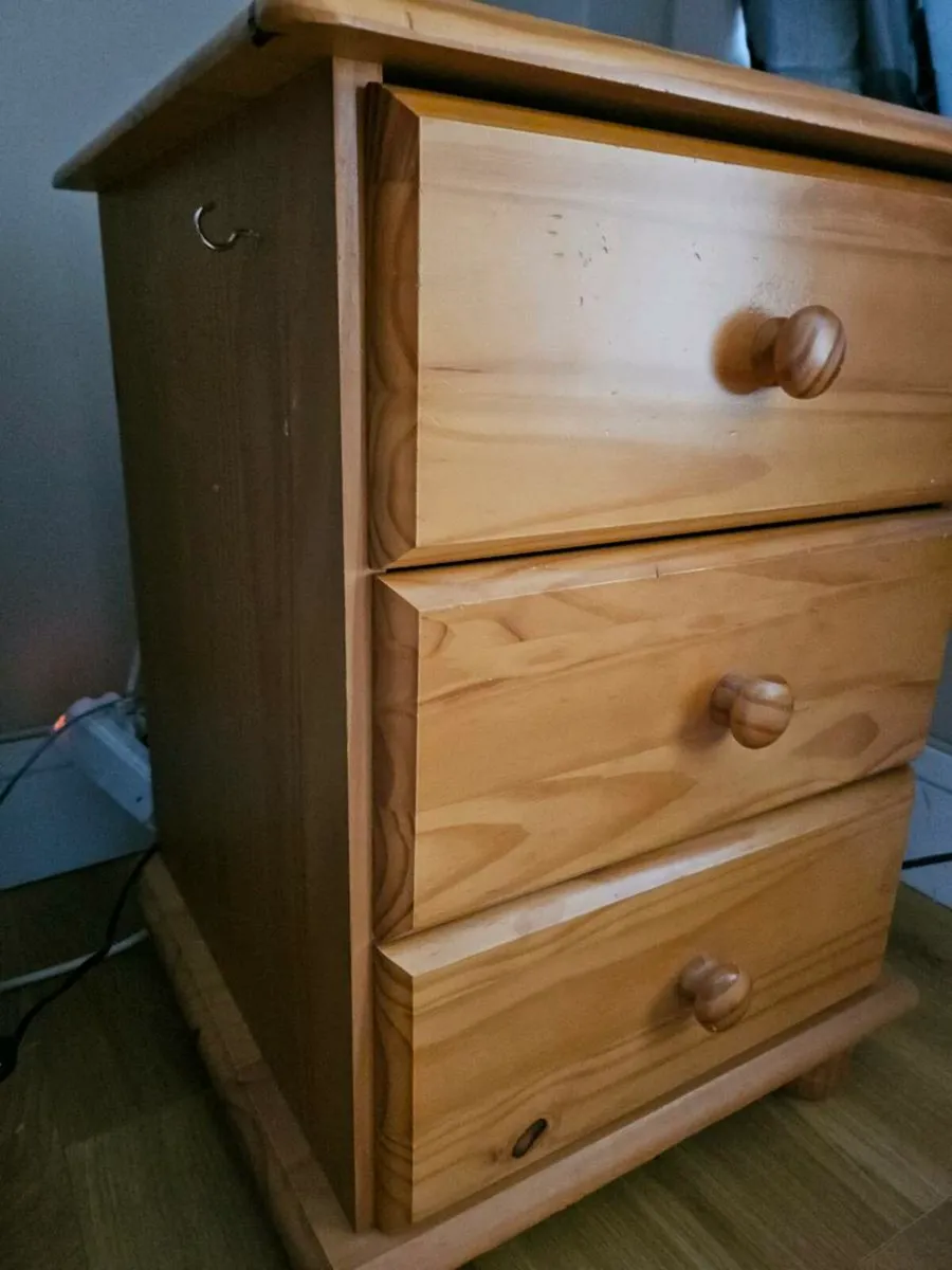 Bedside lockers - Image 2