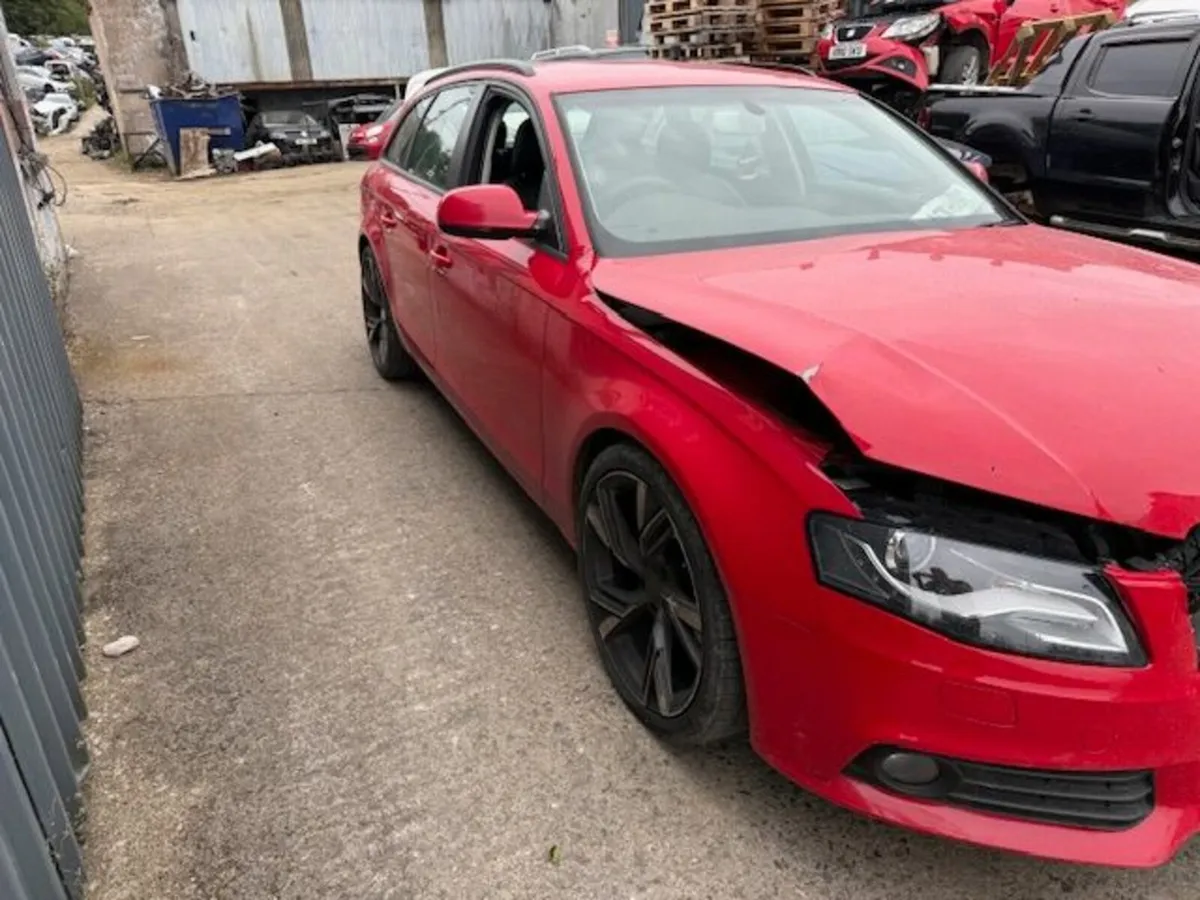 2011 AUDI A4 2.0L-D - Image 2