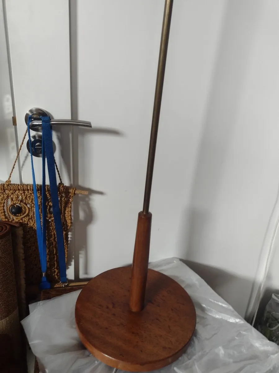 Mid-Century 1950's teak & brass floor lamp - Image 4