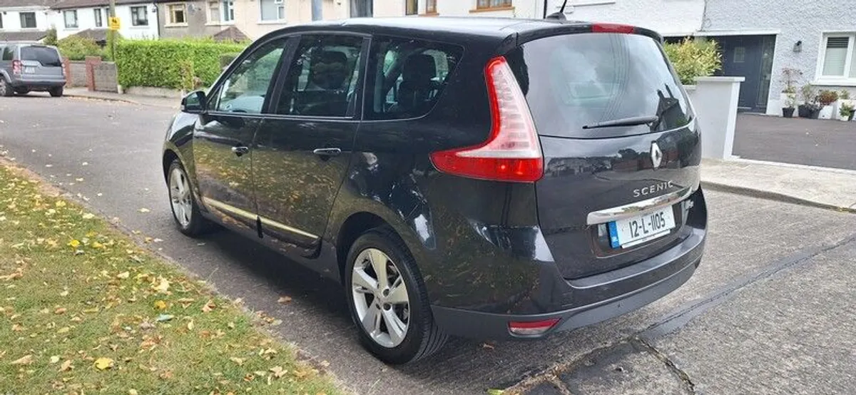 2012 Renault Grand Scenic - Image 3