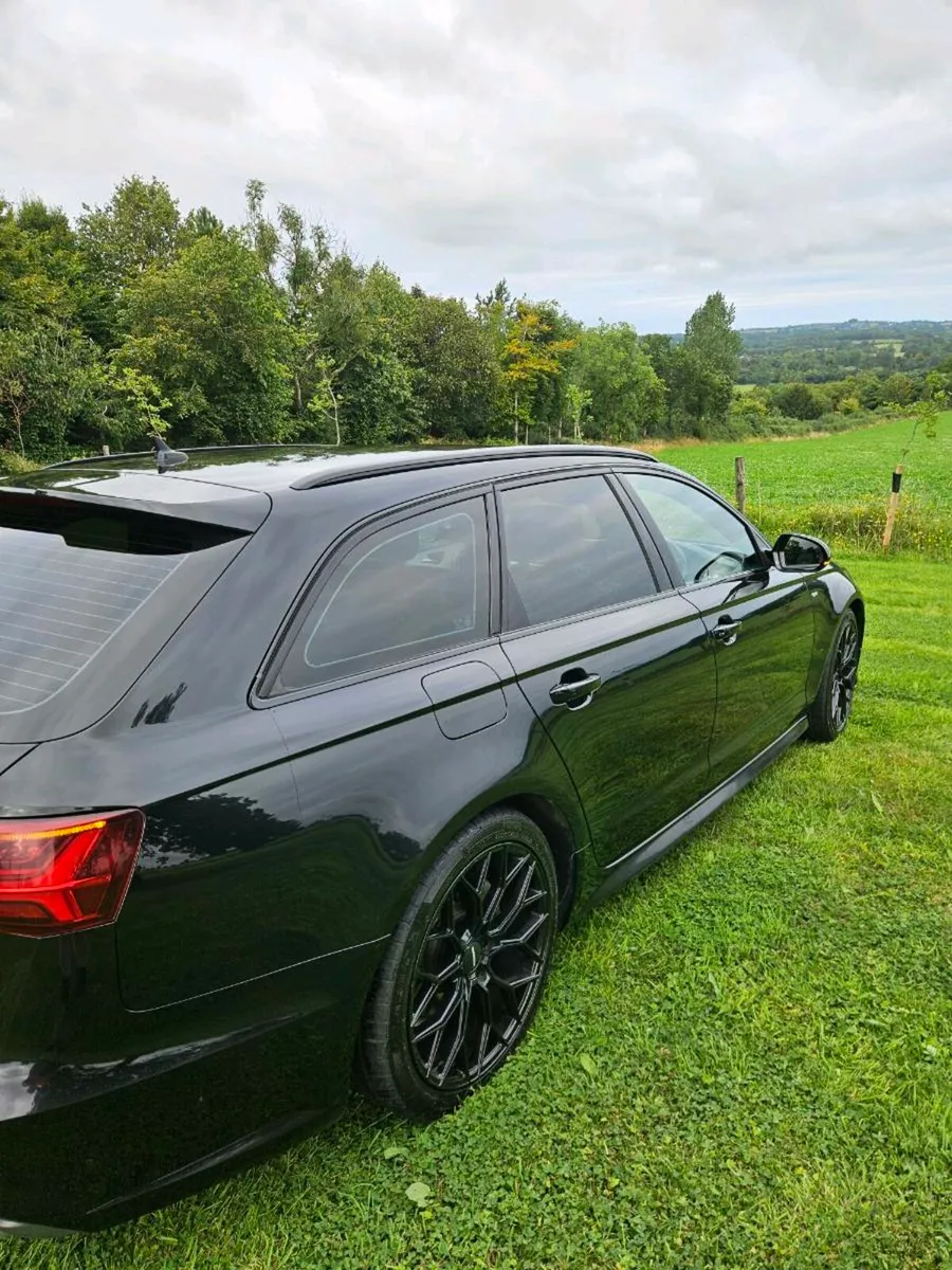 Audi A6 S-LINE Estate Top Spec.. - Image 3