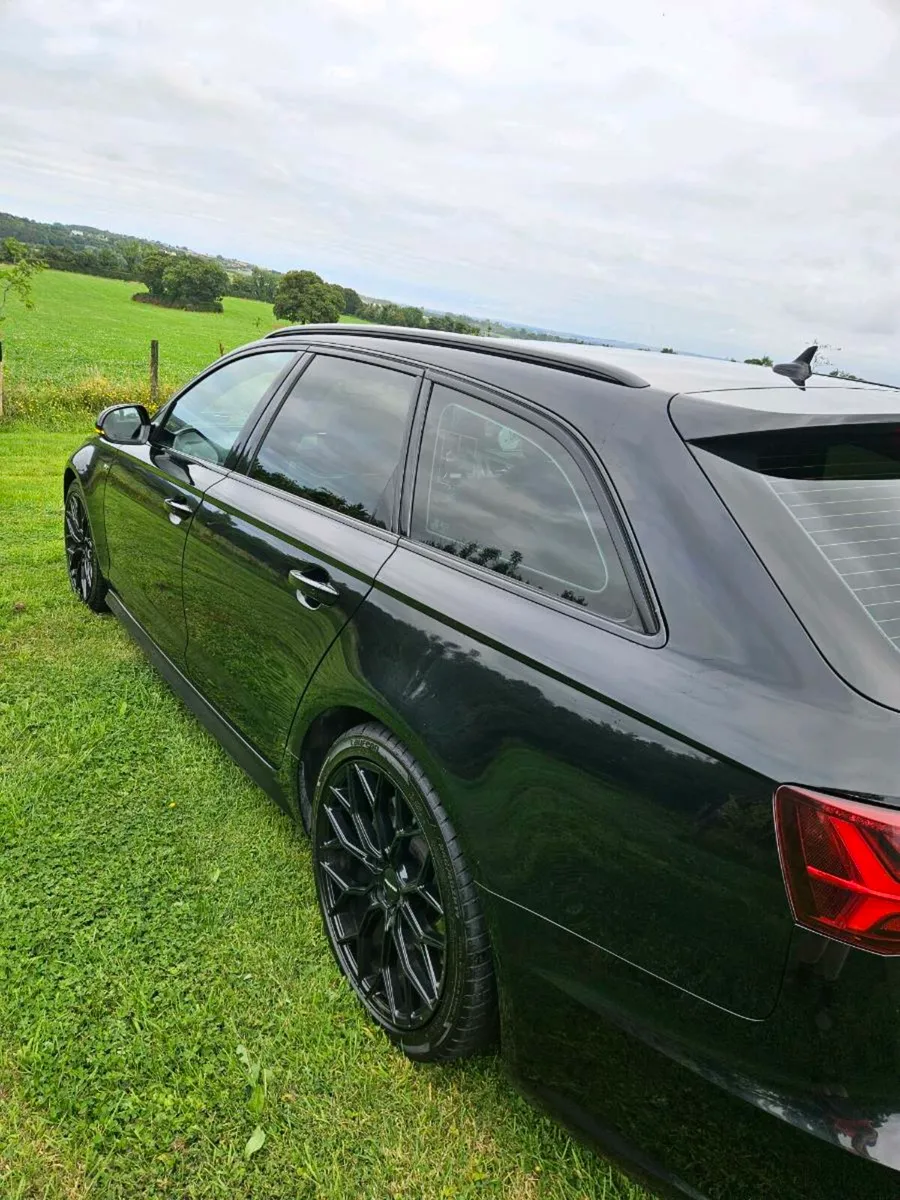 Audi A6 S-LINE Estate Top Spec.. - Image 4