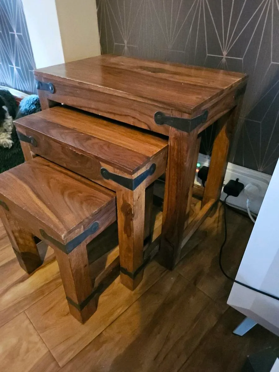 Nest of tables - Image 2
