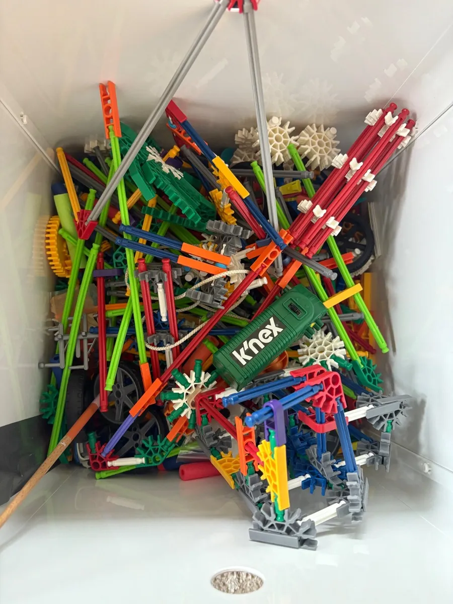 Toys - Image 2