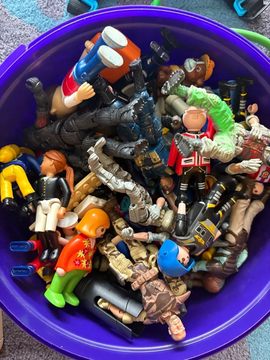 Toys - Image 3