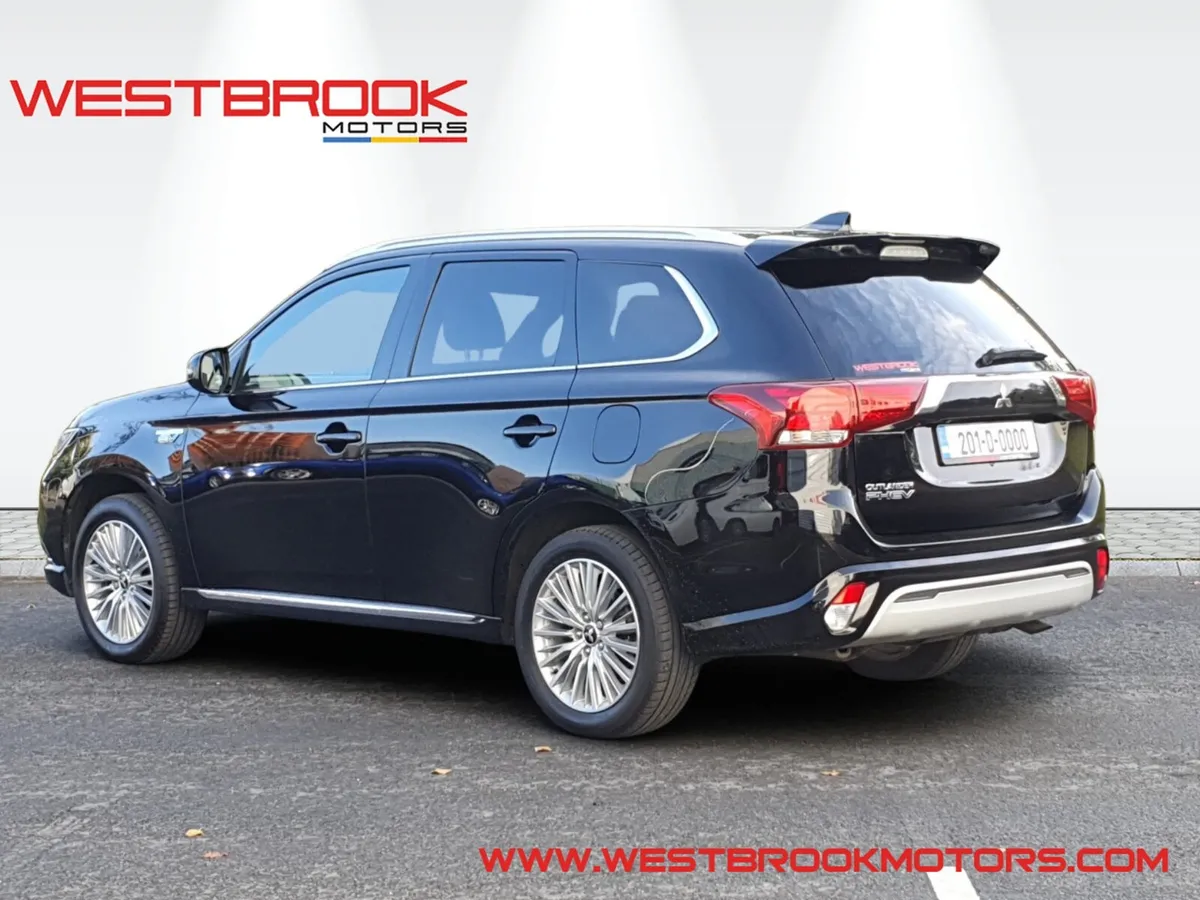 Mitsubishi Outlander PHEV HIGH SPEC 2020 - Image 2