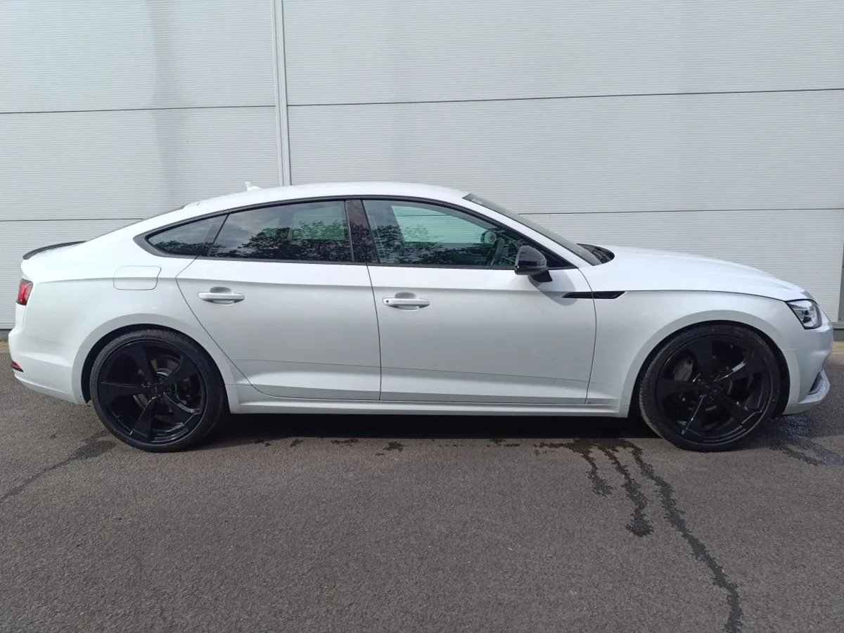 Audi A5 2.0tdi Sport Ultra Black Pack 190Bhp 5dr - Image 2
