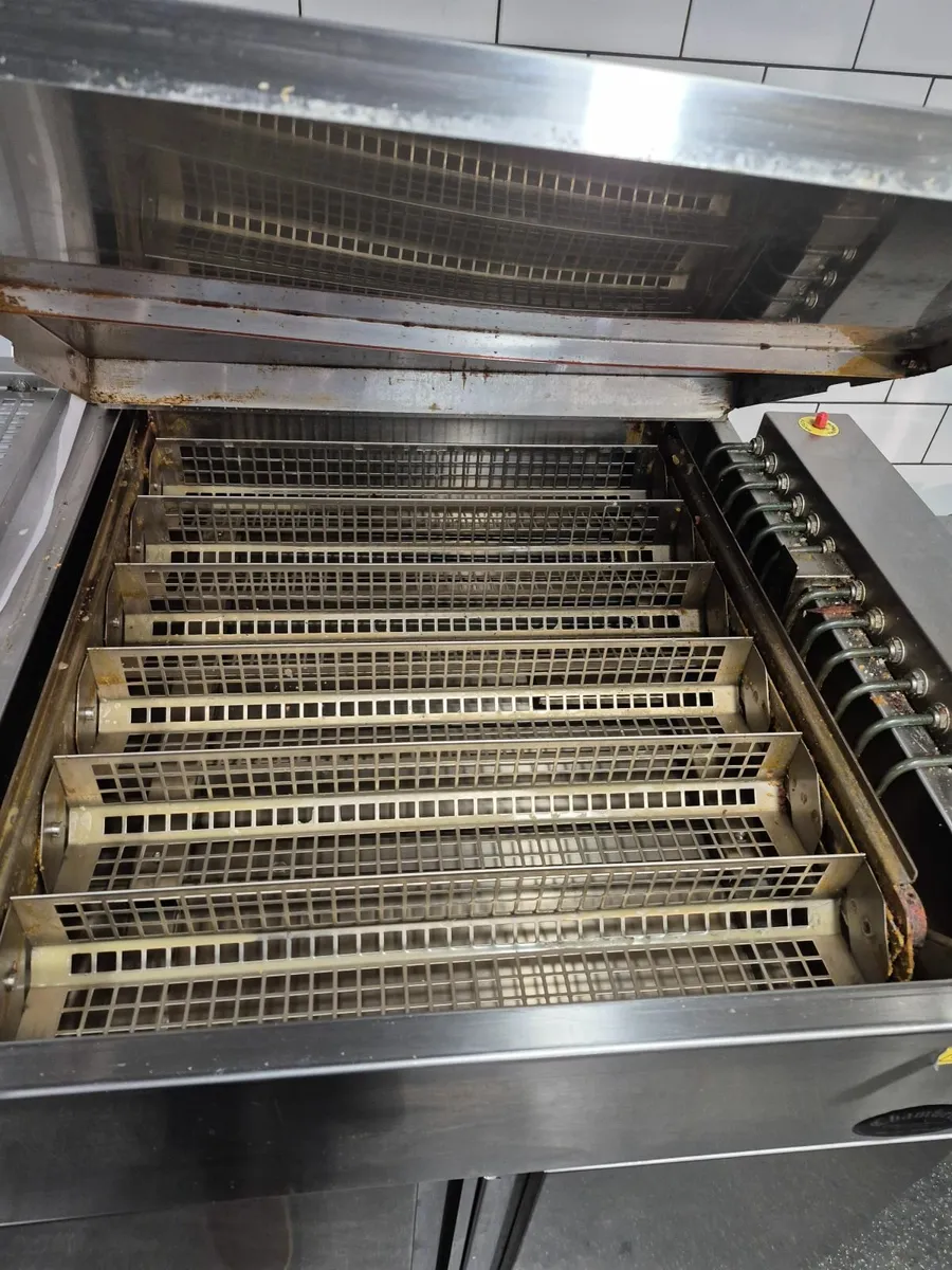 DOUGHNUT FRYER with underbuilt proofer - Image 2